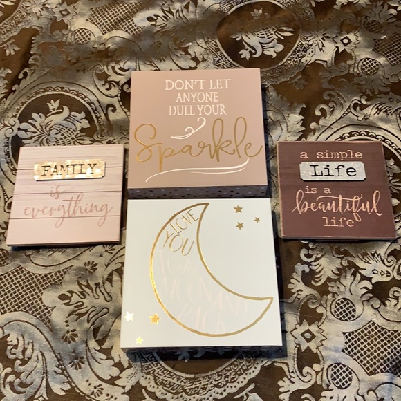 ๐ธHome decor-4 pieces๐ธ - Picture 14 of 14